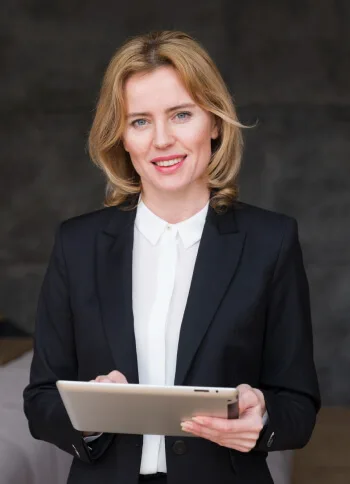 Our Financial Experts The Team  Member Solution. - 米兰官网